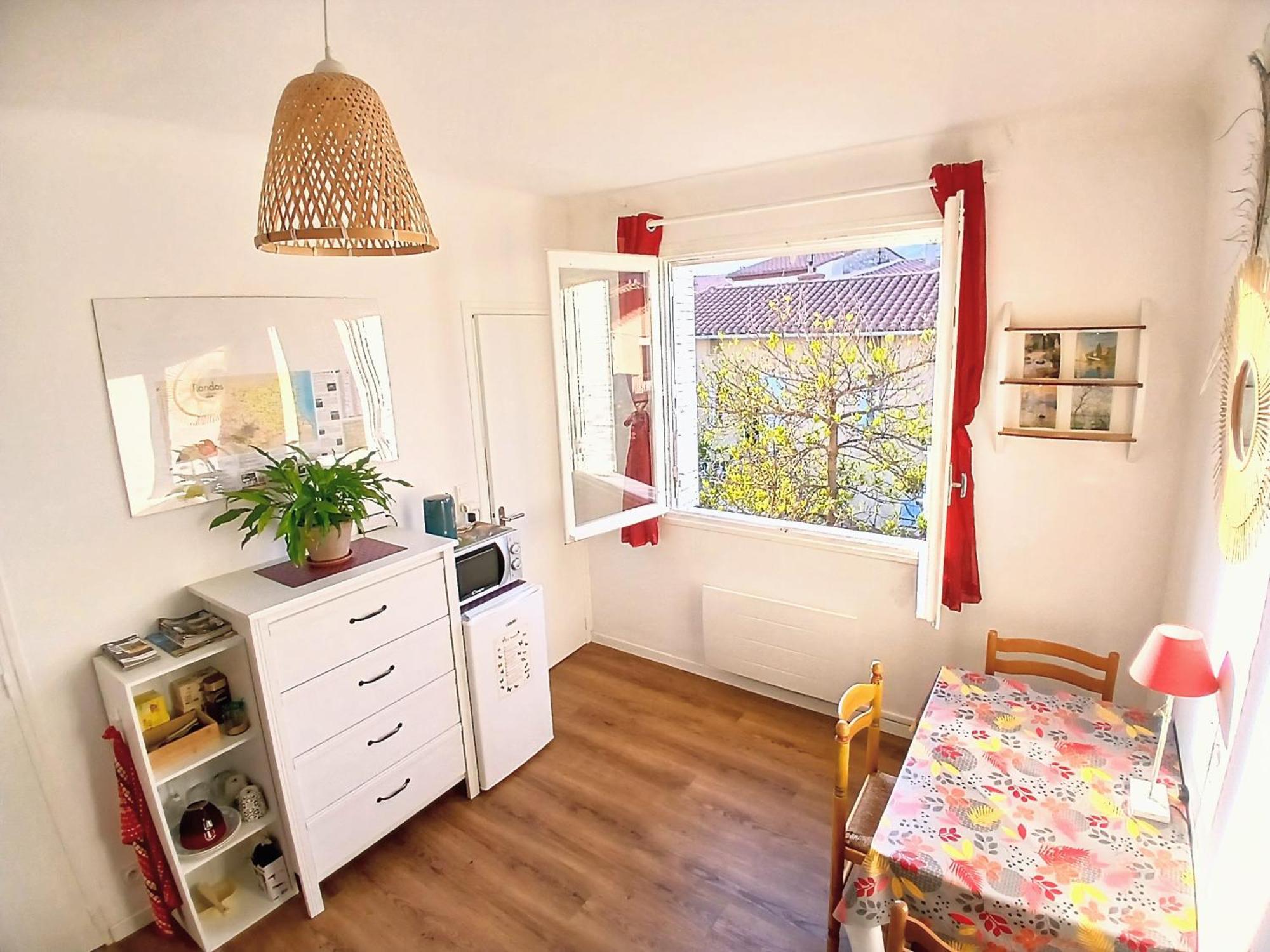 Comme Un Petit Studio - Totalement Independant - Entree Autonome Prades  Exterior foto